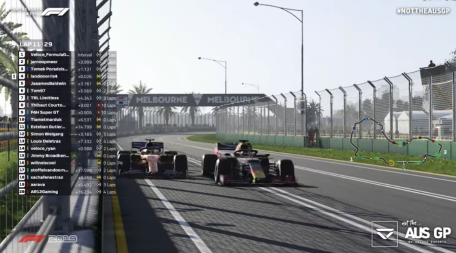Lando Norris és Tomek Poradzisz csatája a Not The AUS GP-n