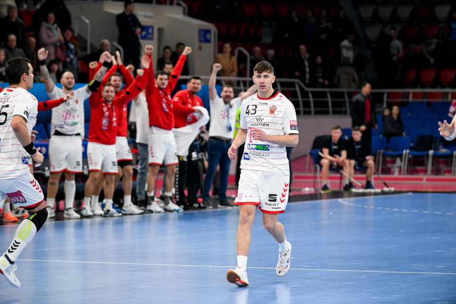 Zoran Ilics góllal debütált a BL-porondon a Zaporizzsja otthonában - Fotó: Telekom Veszprém / Vörös Dávid