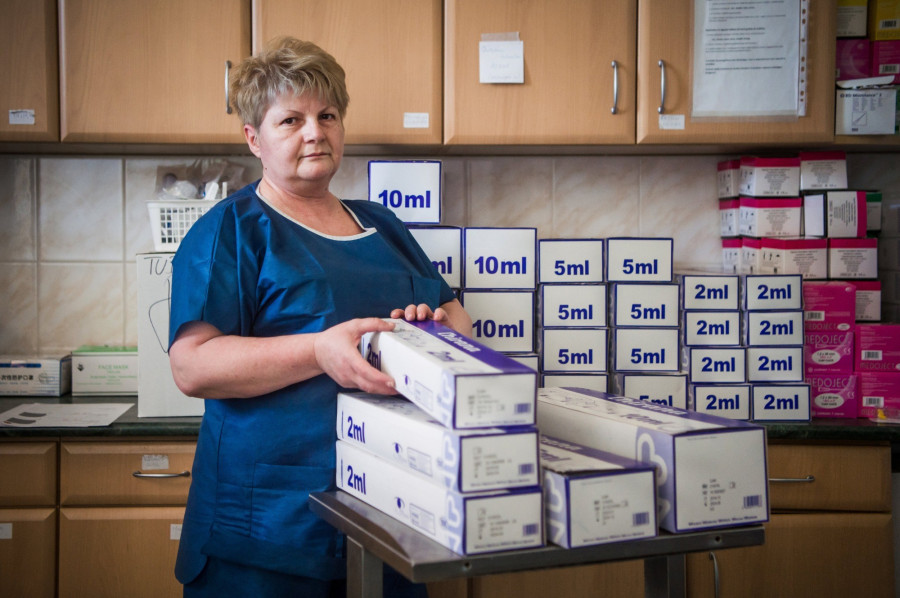 Csökl Jánosné segédápoló, Szent László Kórház