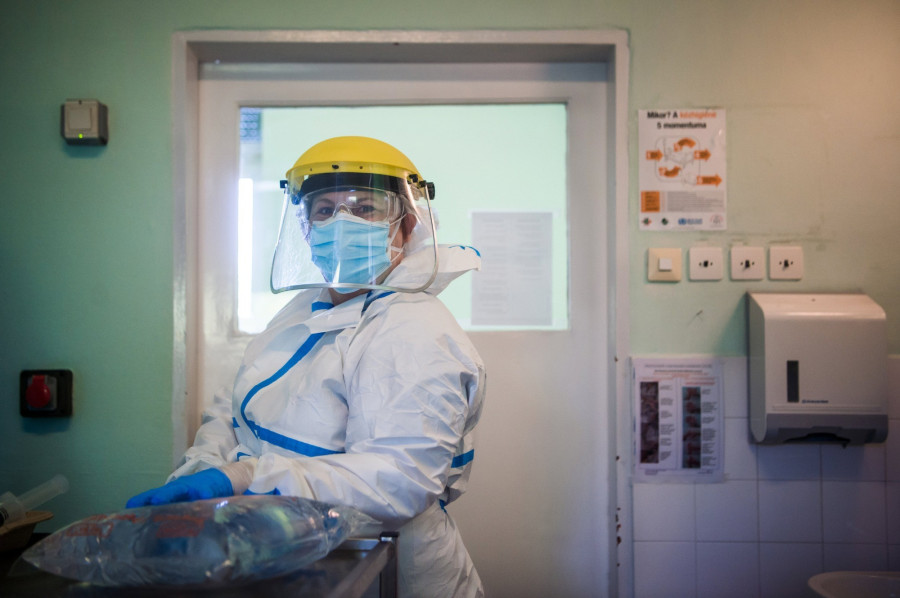 Bonta Éva szakápoló, aneszteziológiai szakasszisztens, Szent László Kórház