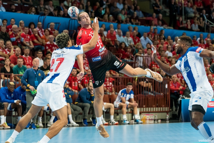 Tönnesen távozhat Veszprémből