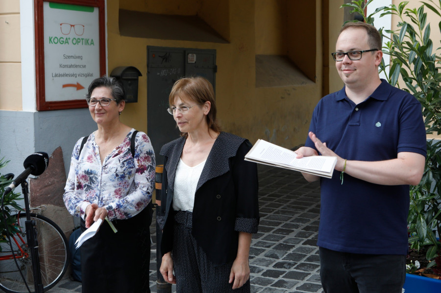 Brányi Mária, Márkusné Vörös Hajnalka és Rybár Olivér