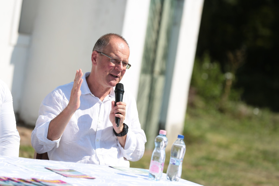 Navracsics Tibor a Kőfeszt beharangozó sajtótájékoztatóján 2020. augusztus 13-án Kővágóörsön. Fotó: Mátyus Tamás