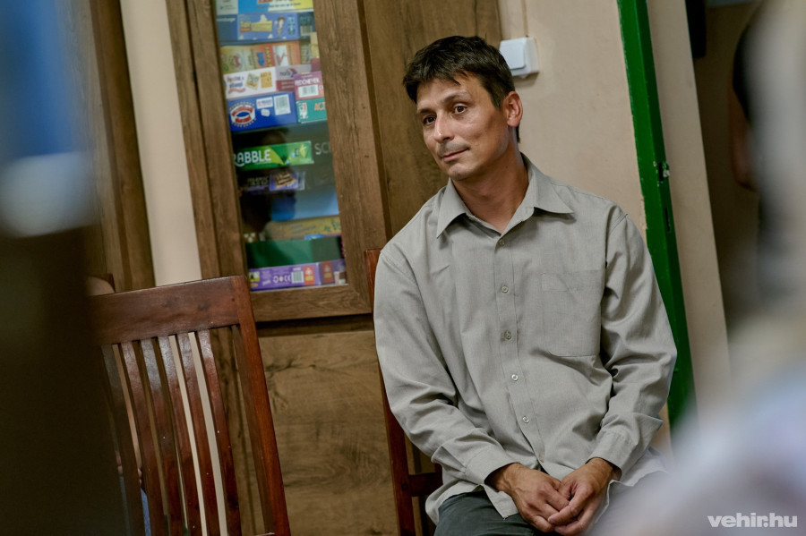 Latorczai Gergely addiktológiai konzultáns a Veszprémben tartott szakmai beszélgetésen