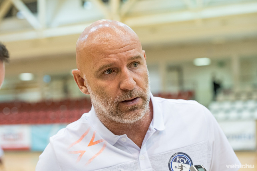 Fehér Zsolt: Nem szeretnék és nem is fogok változtatni az alakulat játékán