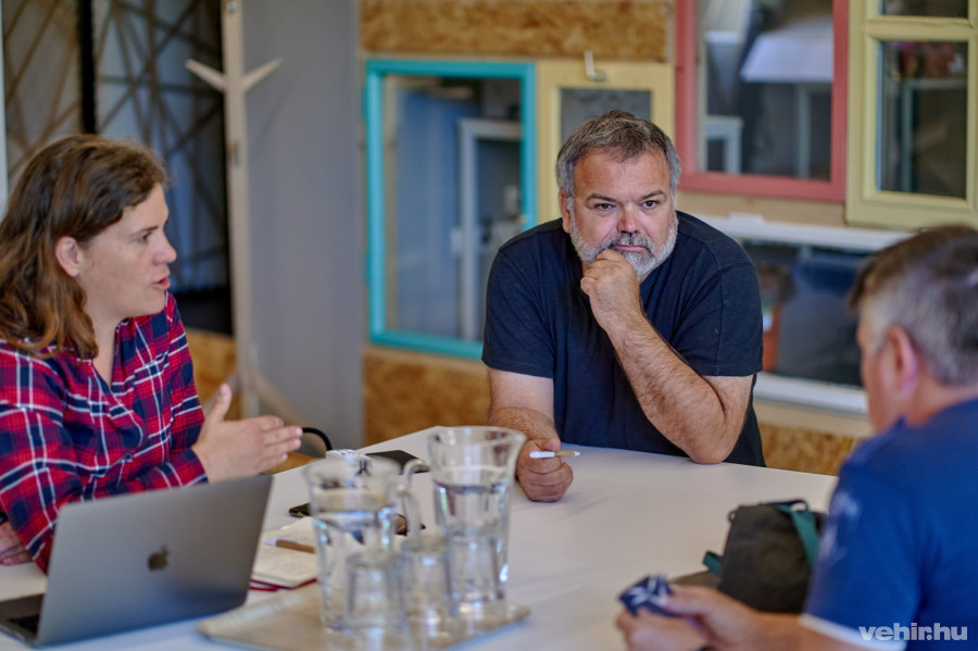 Mike Friderika és Muraközy Péter a konzultáción