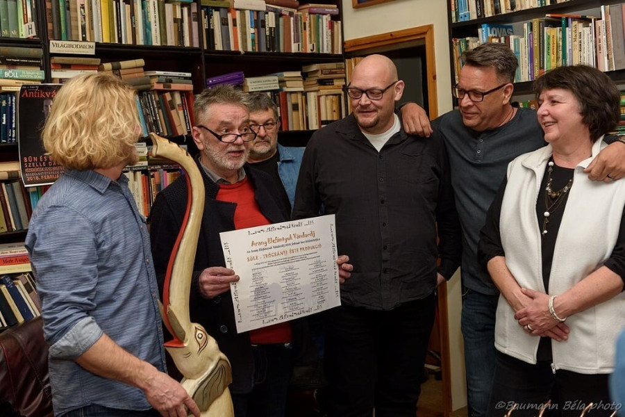 Amikor az ÉSTE formáció megkapta a díjat