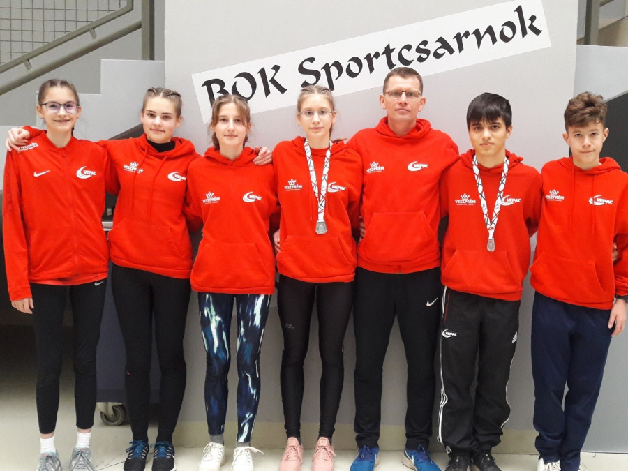 Kovács Jázmin, Bognár Emma, Esső Dóra, Szemán Kata, Szemán János, Balogh Attila és Furda Botond