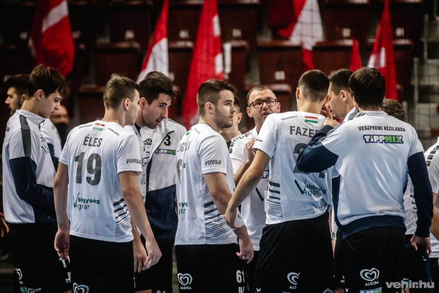 A Dabas elleni bajnokit biztosan elhalasztják (archív fotó)