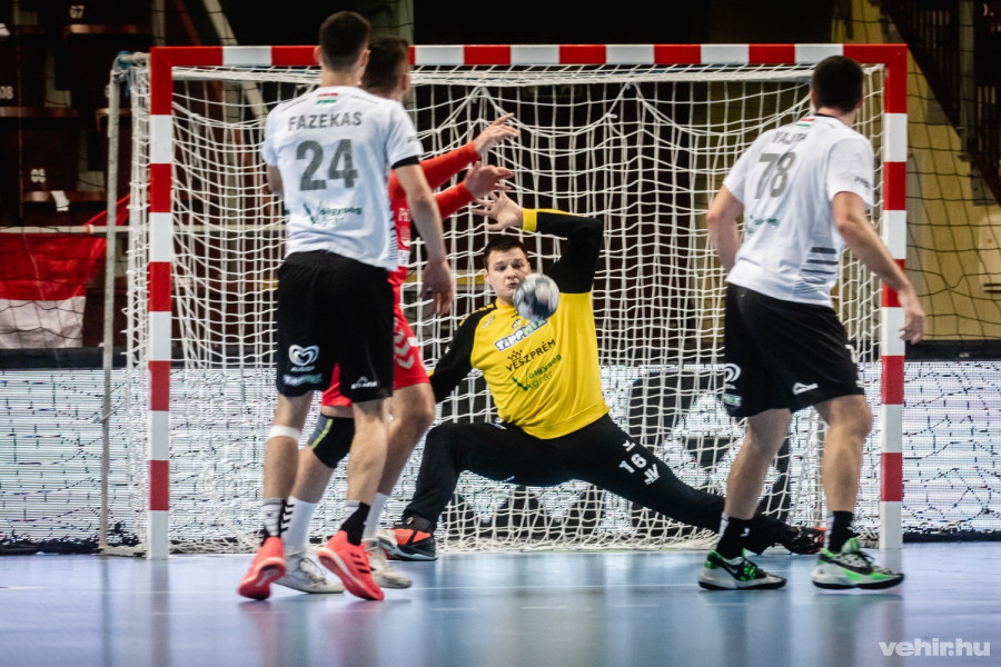 Borbély Ádámnak várhatóan hat-nyolc hetet kell kihagynia (archív fotó)