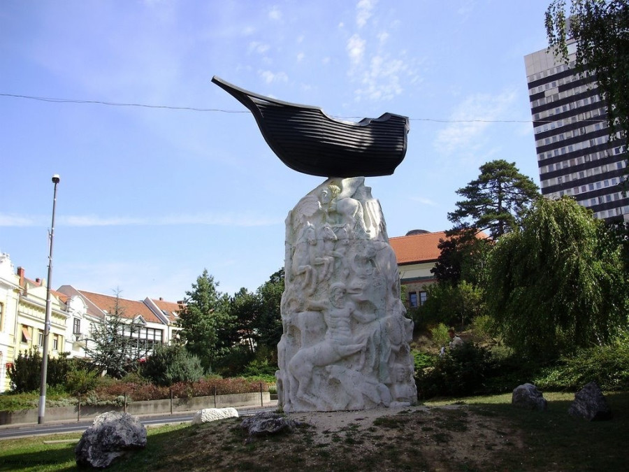 Noé Bárkája Veszprémben. Fotó: mapio.net.