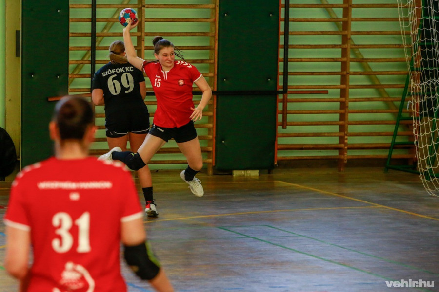 Döntetlen a déli parton (archív fénykép)