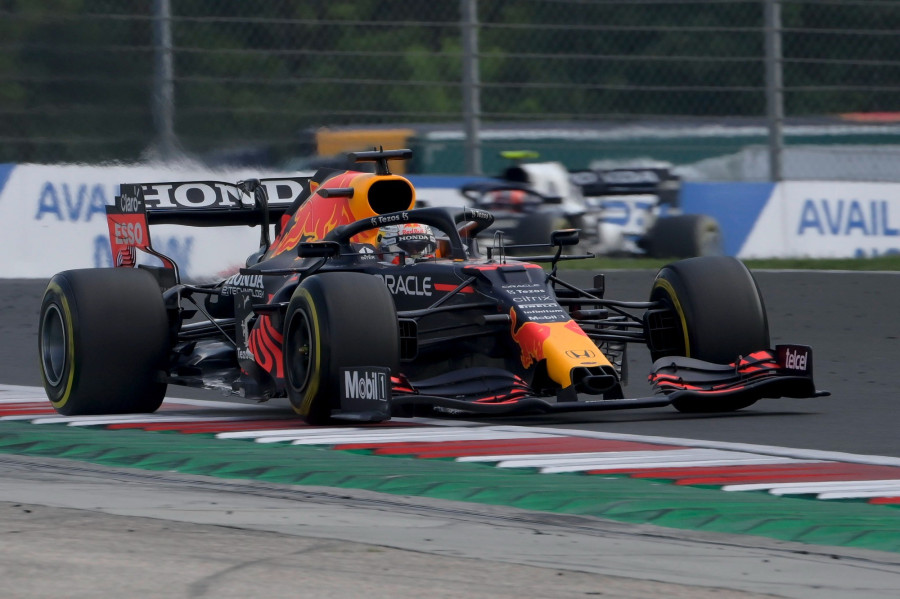 Max Verstappen, a Red Bull holland versenyzője a Forma-1-es Magyar Nagydíjon a mogyoródi Hungaroringen 2021. augusztus 1-jén. MTI/Koszticsák Szilárd