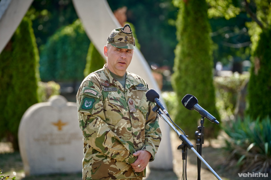 Dr. Ruszin-Szendi Romulusz, vezérőrnagy