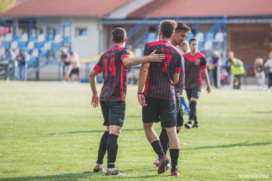 Az éllovas Úrkút a Balatonalmádit fogadja