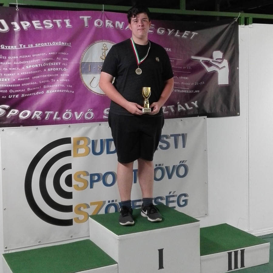 Renácz Róbert kiváló teljesítménnyel utasította maga mögé a mezőnyt