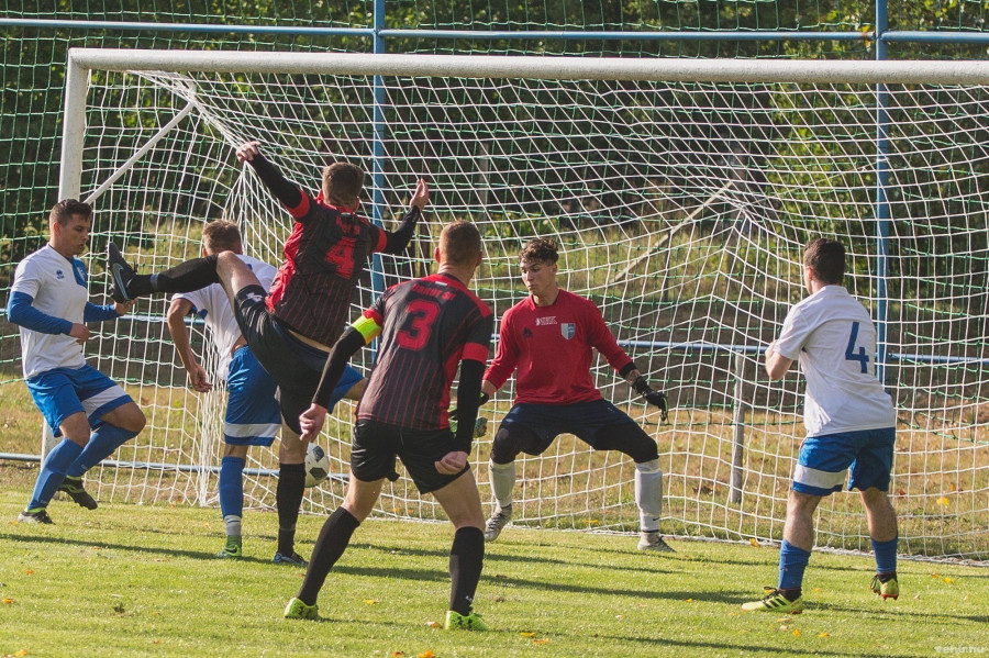 Ebben a fordulóban sem kapnak gólt az úrkútiak? (archív fénykép)
