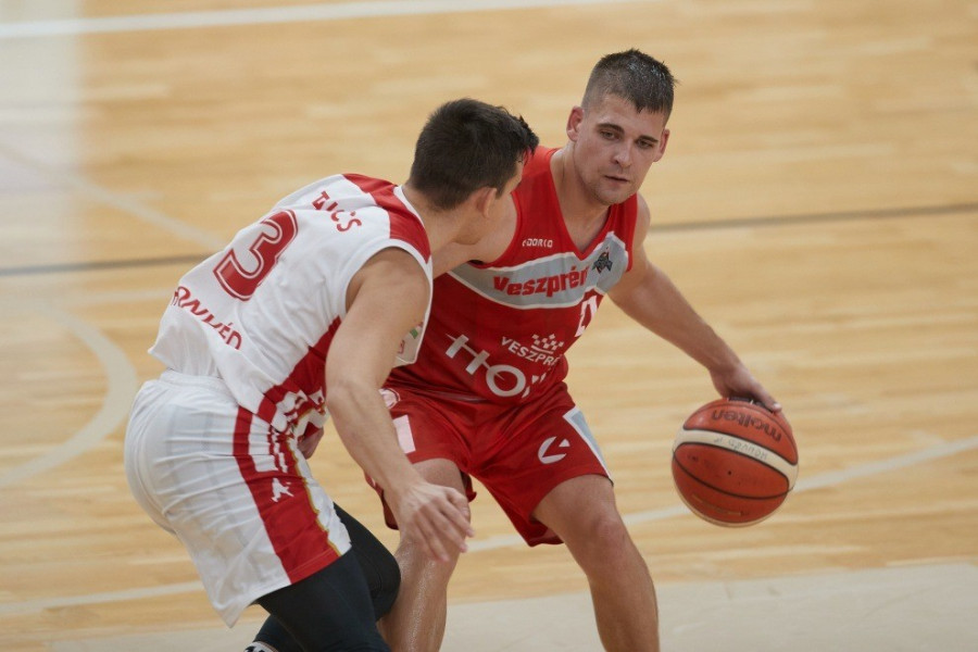 Idegenben nyert a Veszprém KK - Fotó: honved.hu