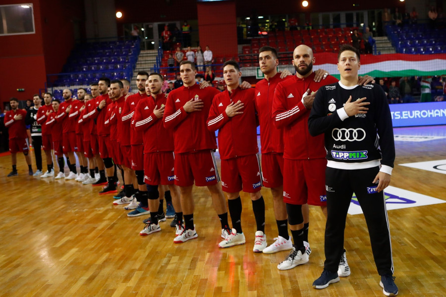 Több mint húszezer ember előtt harcolhat a továbbjutásért a válogatott - archív fotó: MKSZ