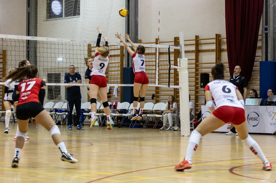 Idegenben nyertek a veszprémi női röplabdázók (archív fotó)