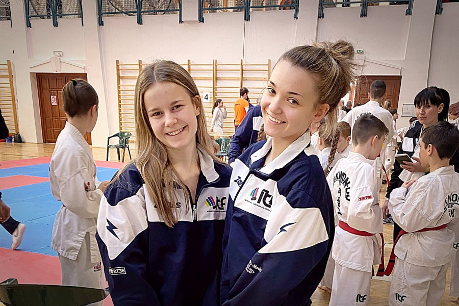 Bándi Dorka és Szarapka Noémi