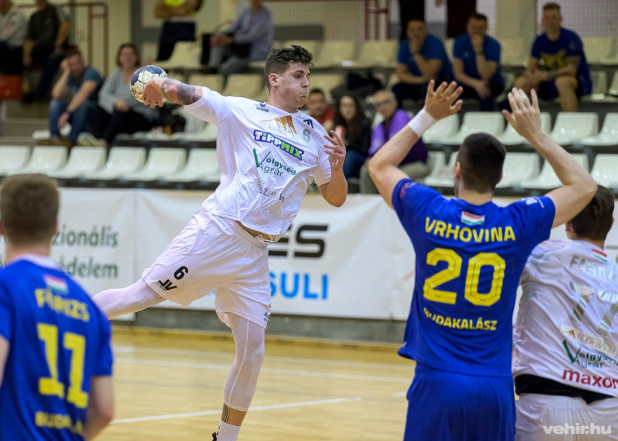 A veszprémiek idegenben is fejet hajtottak a Budakalász dárdája előtt (archív fotó)