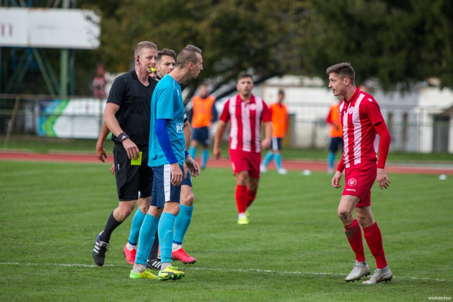 Komoly izgalmakat ígér a nyitókör (archív fénykép)