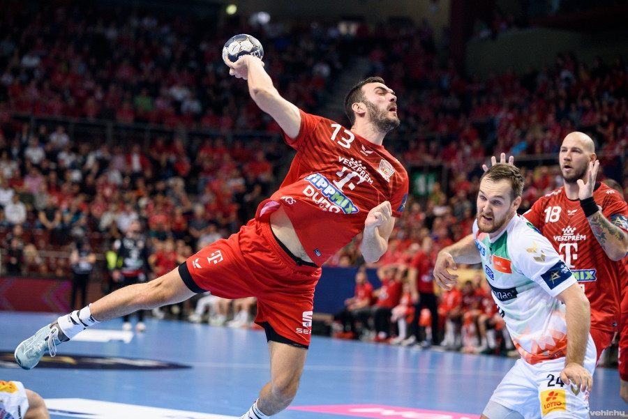 Petar Nenadics az idény végén távozik a Veszprém együtteséből