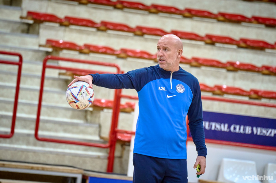 Ismét ott lehet csapata élén Fehér Zsolt - a cikk alján képgalériát talál a pénteki edzésről