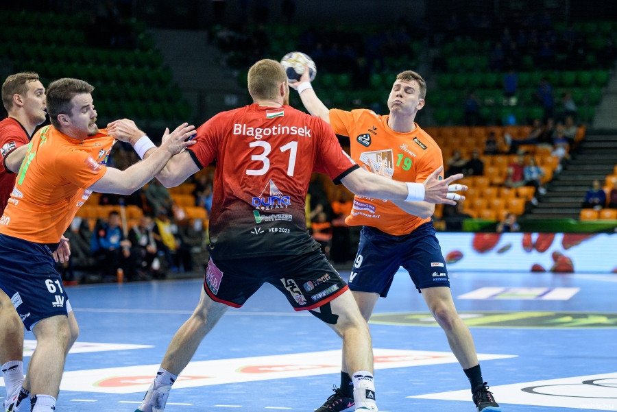 A tavalyi fináléban két veszprémi csatázott, a kupát a Telekom nyerte meg (archív fotó)