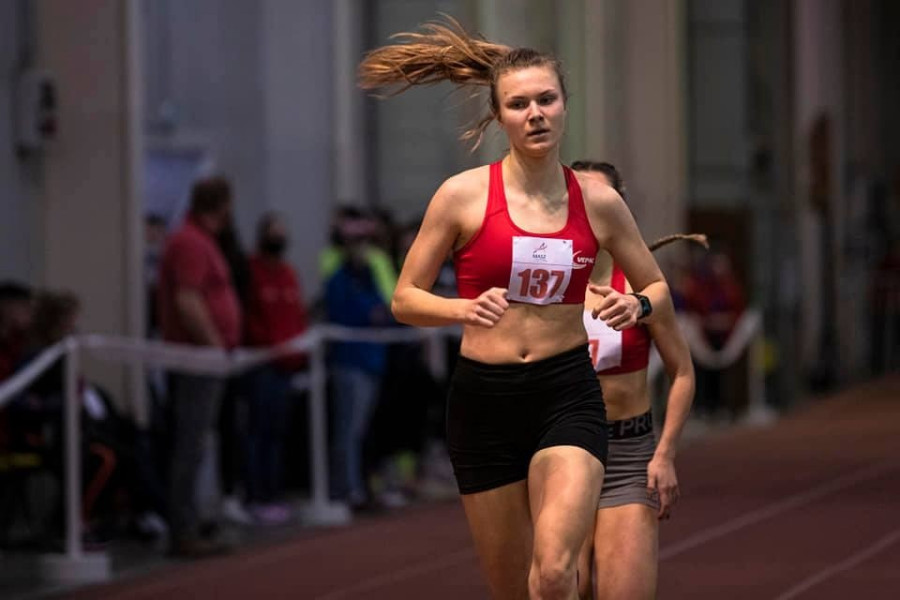 Rédling Renáta 800 méteren harmadik lett - Fotó: VEDAC