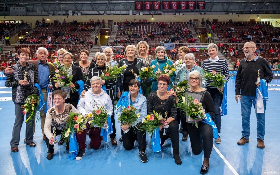 A 40 évvel ezelőtti kupasikerre emlékeztek idén a Veszprém Arénában