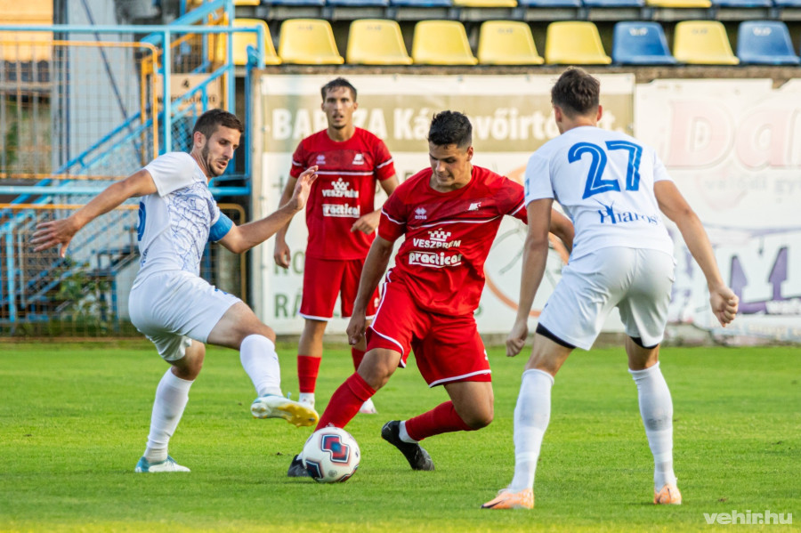 Cikkünk végén képgaléria is megtekinthető a mérkőzésről