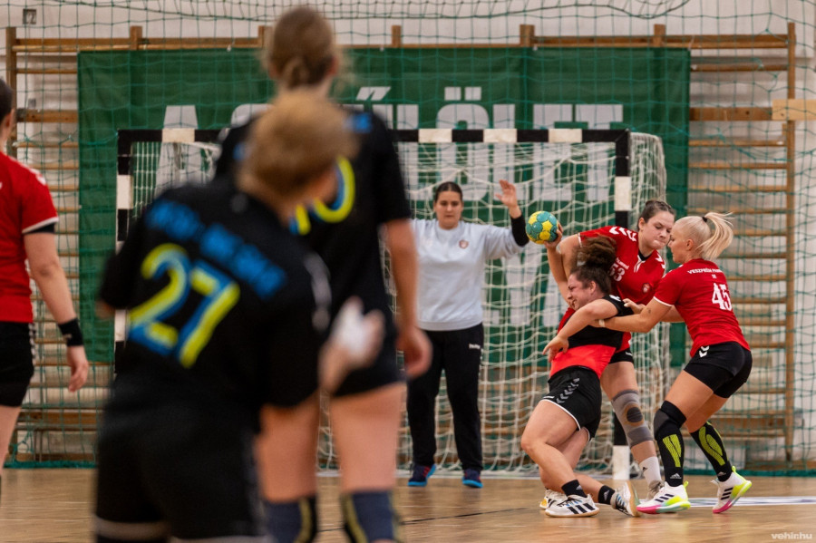 Magabiztosan játék, szép győzelem (archív fénykép)