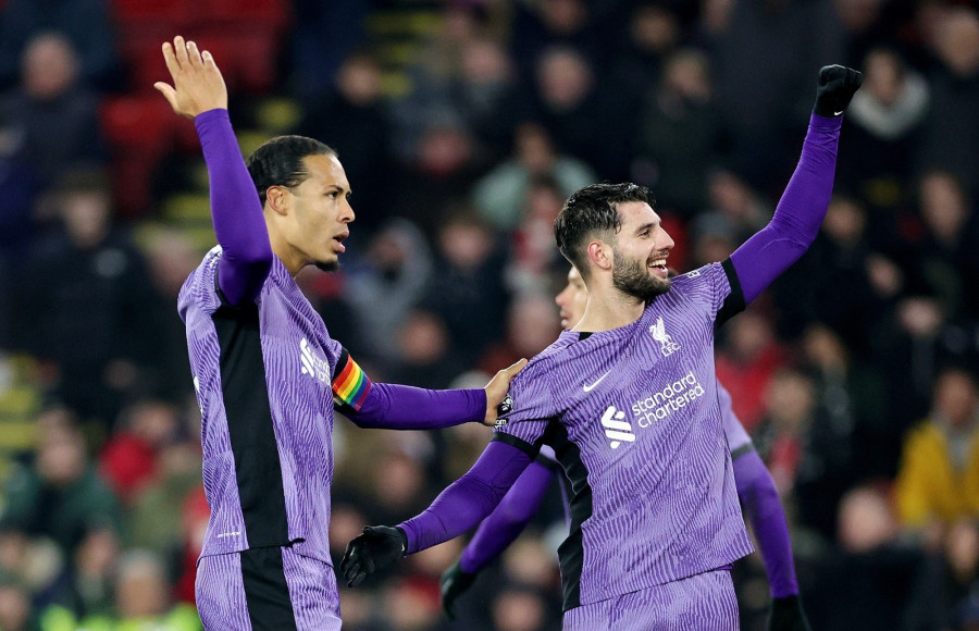 Virgil van Dijk és Szoboszlai Dominik - Fotó: Liverpool FC Facebook