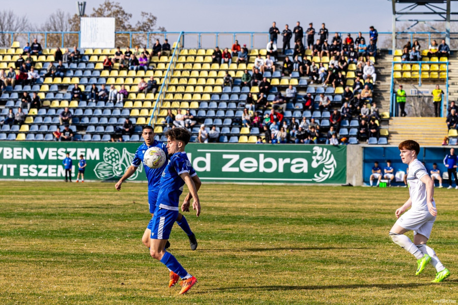 Izgalmas derbiket vívtak a felek (archív fénykép)