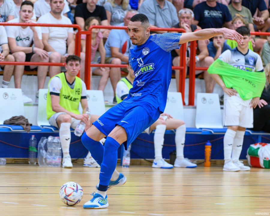 A brazil Matheus is marad Veszprémben