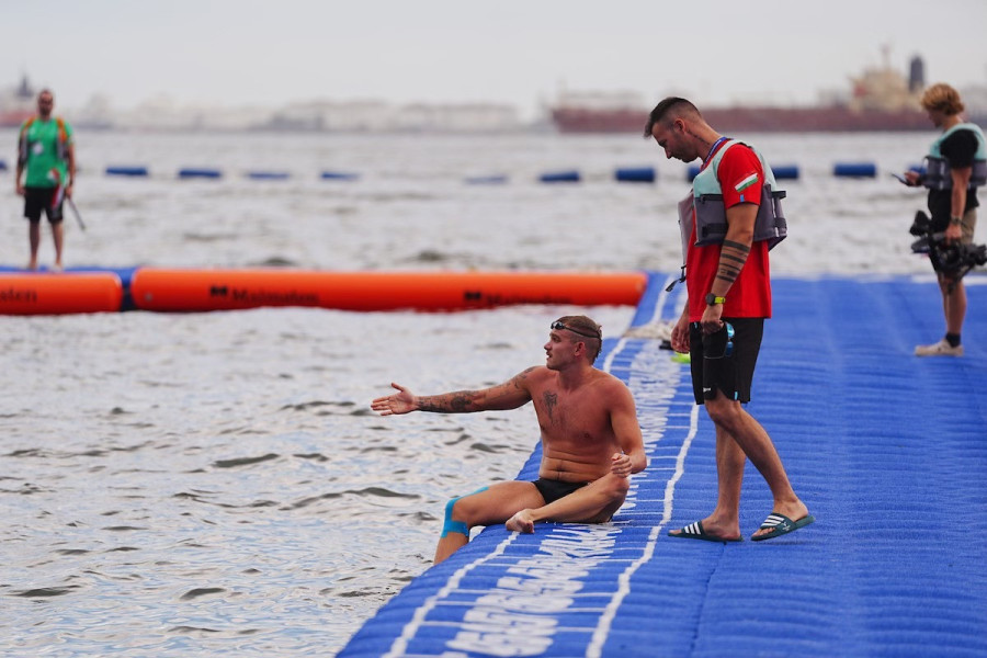 Vasárnap beengedték a vízbe a magyar válogatott tagjait - Fotó: MÚSZ Facebook