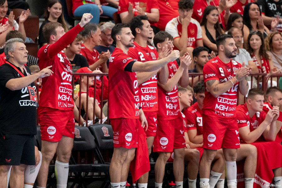 A veszprémiek legyőzték a lengyel Wisla Plock együttesét az idény első hazai fellépésén