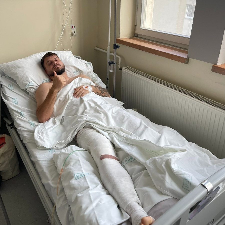 Dobsa Gergő súlyos sérülést szenvedett (fotó: VSC Veszprém)