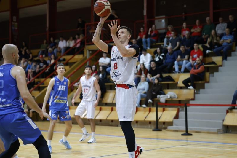 Fotó: Szász Péter - veszpremkosar.hu