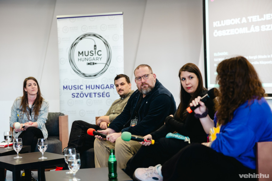 Décsy Eszter, Gál Máté, Gellai Gergő, Facsády Orsolya, Marton Zsanett