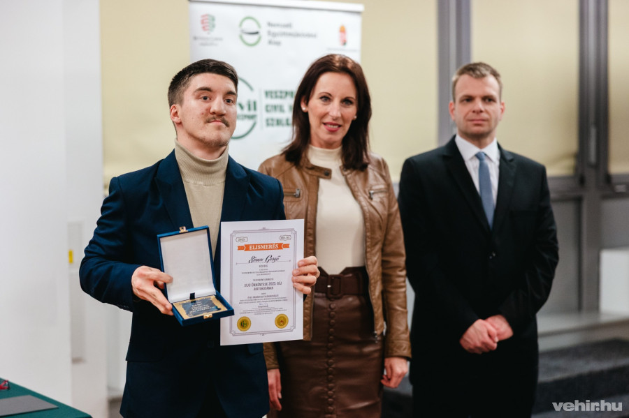 Simon Gergő, Sótonyi Mónika, Tábori Ferenc