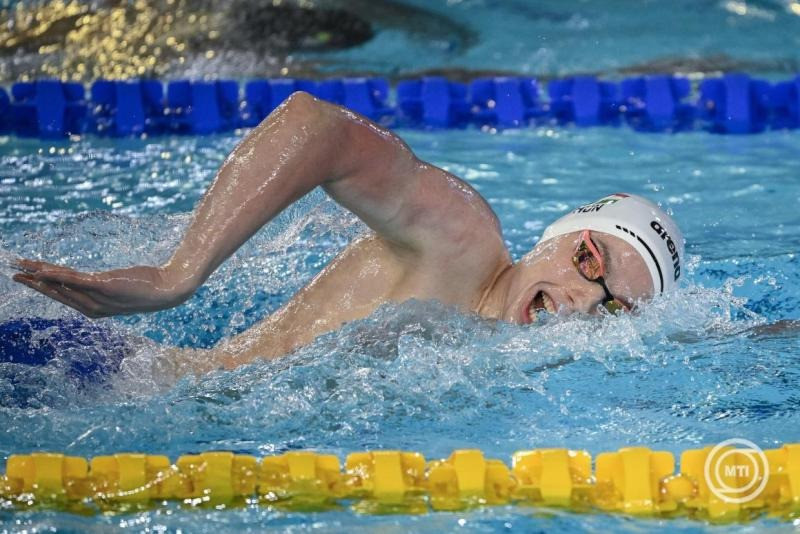 A későbbi aranyérmes Sárkány Zalán a férfi 800 méteres gyorsúszás döntőjében a rövidpályás úszó Európa-bajnokságon a lengyelországi Lublinban 2025. december 6-án. MTI/Bodnár Boglárka