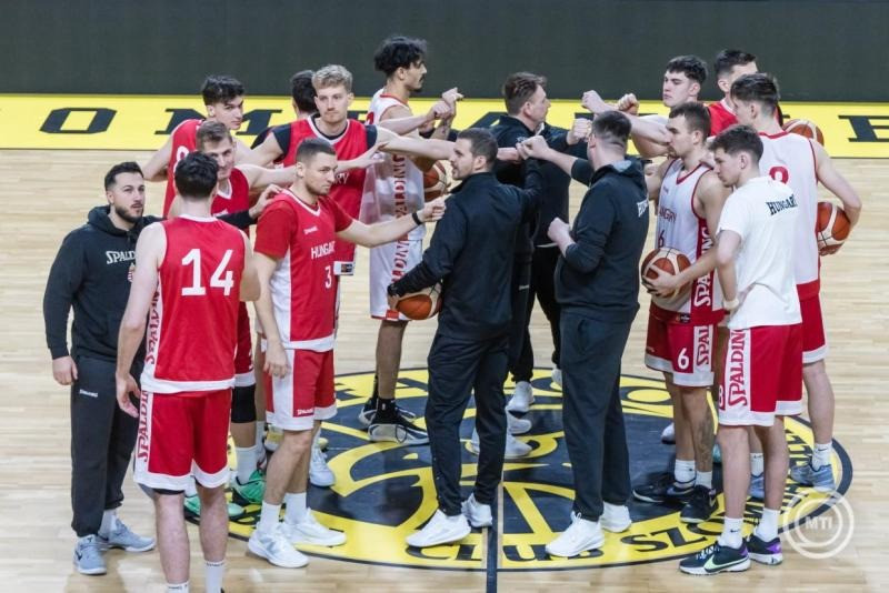 A Franciaország elleni világbajnoki selejtezőkre készülő magyar férfi kosárlabda-válogatott sajtónyilvános edzése a szombathelyi Schaeffler Arena Savariában 2026. február 24-én. MTI/Katona Tibor