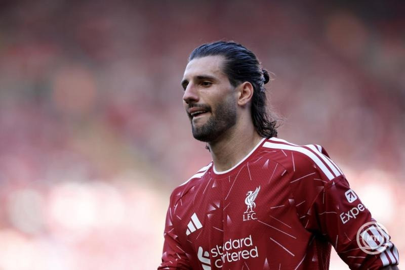 Szoboszlai Dominik, a Liverpool játékosa az angol első osztályú labdarúgó-bajnokság Liverpool - Brentford mérkőzésén a liverpooli Anfield Stadionban 2026. május 24-én. MTI/EPA/Adam Vaughan