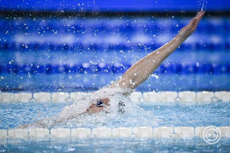 A későbbi győztes Kós Hubert a férfi 200 méteres hátúszás döntőjében a párizsi vizes Európa-bajnokságon az olimpiai vizesközpontban 2026. augusztus 12-én. MTI/Hegedüs Róbert