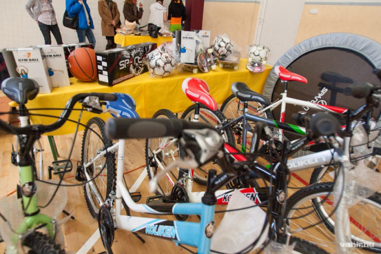 Rengeteg ajándék várt gazdára