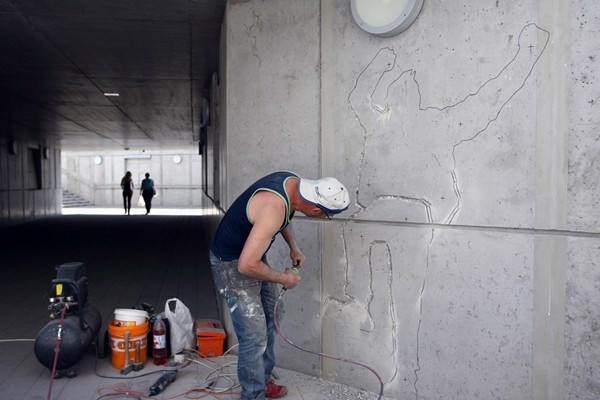 Zeke László munka közben