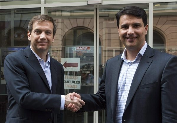 Bajnai Gordon és Mesterházy Attila (MTI-fotó)